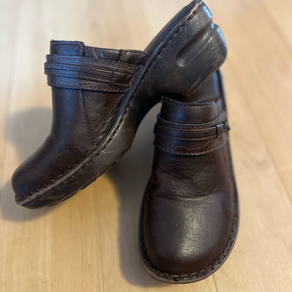 B.O.C. Born Concepts Womens Katy Faux Leather Slip-On Clogs 7M - Picture 2 of 9